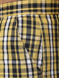Sporto Men's Checkered Cotton Capri Shorts
