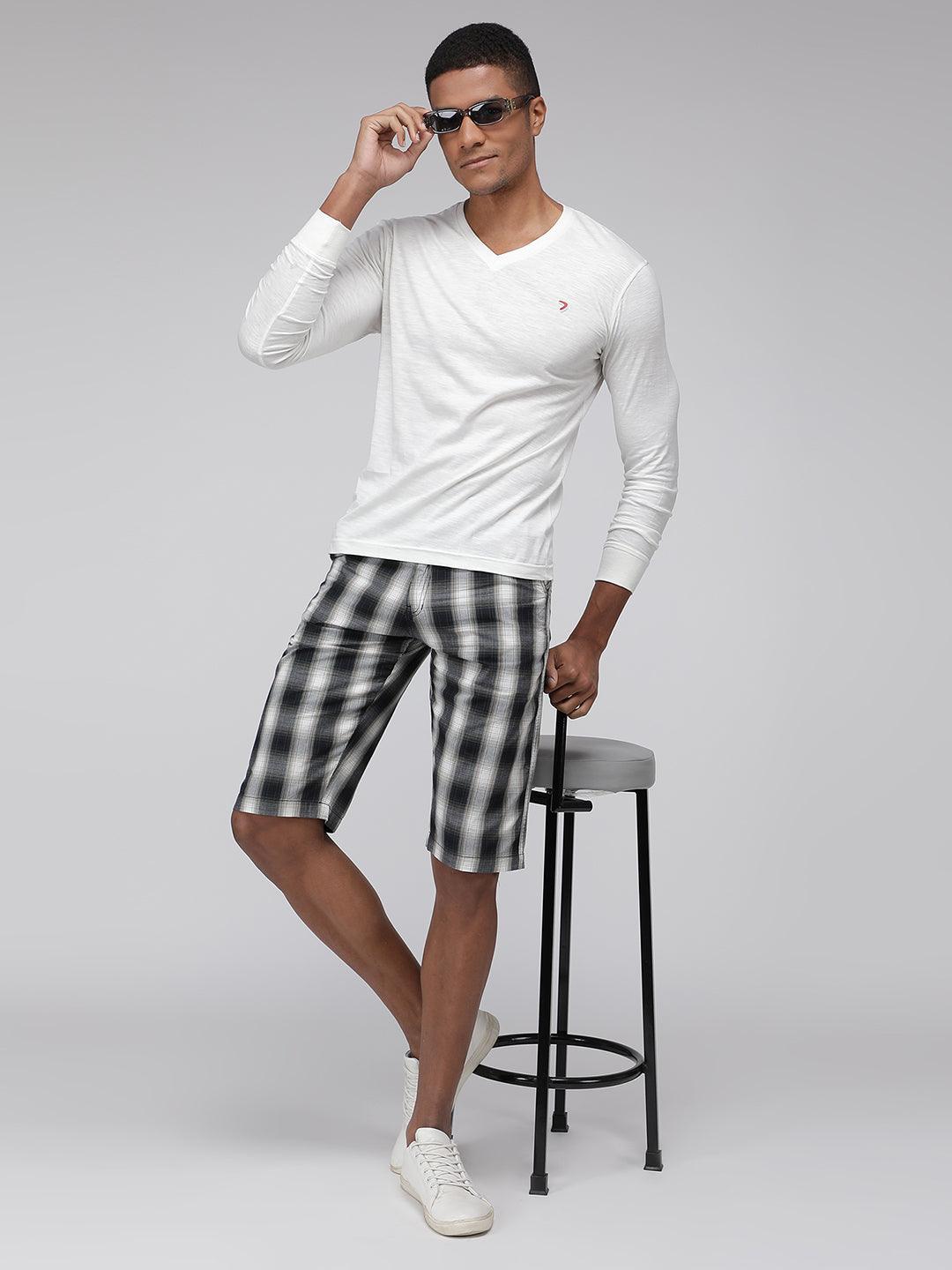 Sporto Men's Checkered Cotton Capri Shorts