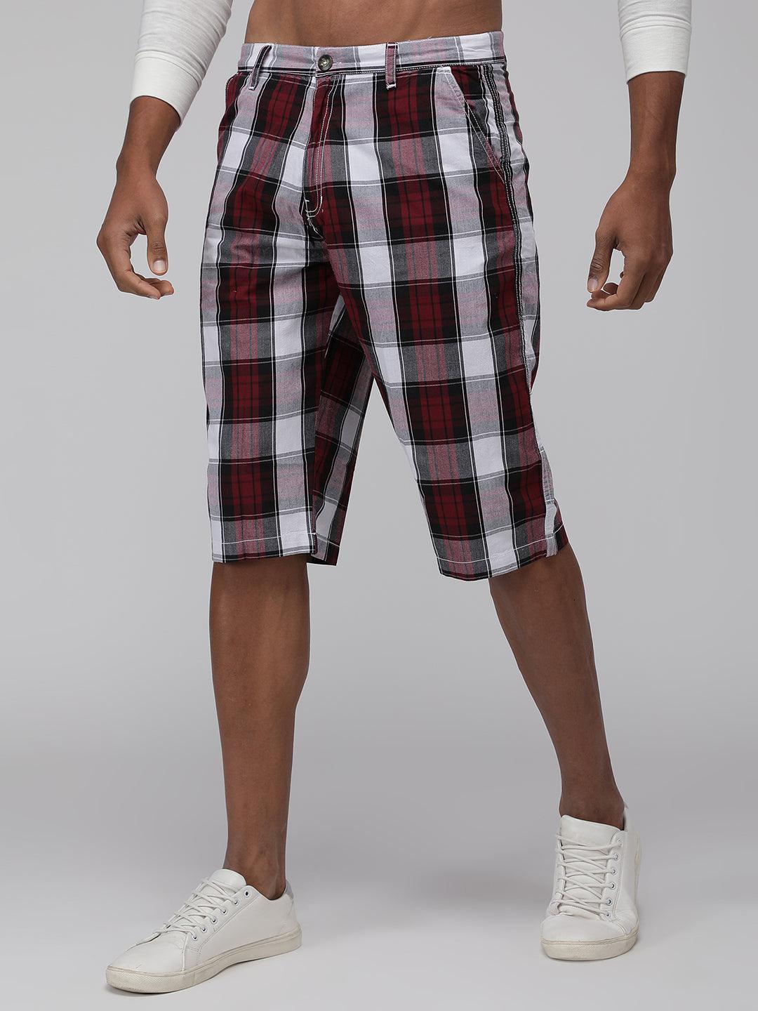 Sporto Men's Checkered Cotton Capri Shorts